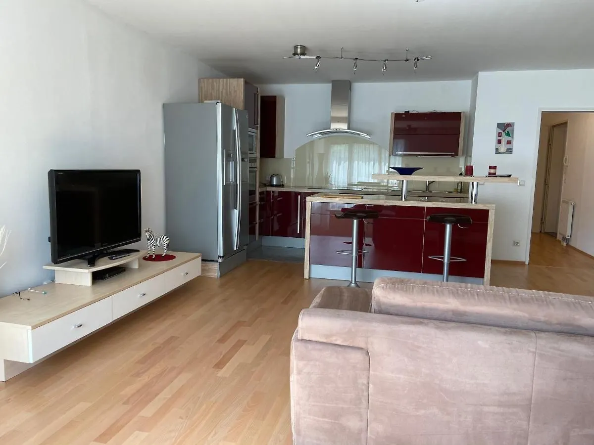 Bright Apartment With A Free Parking Garage @ Wienerberg 0*, Vienna Austria