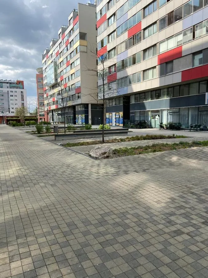 Bright Apartment With A Free Parking Garage @ Wienerberg
