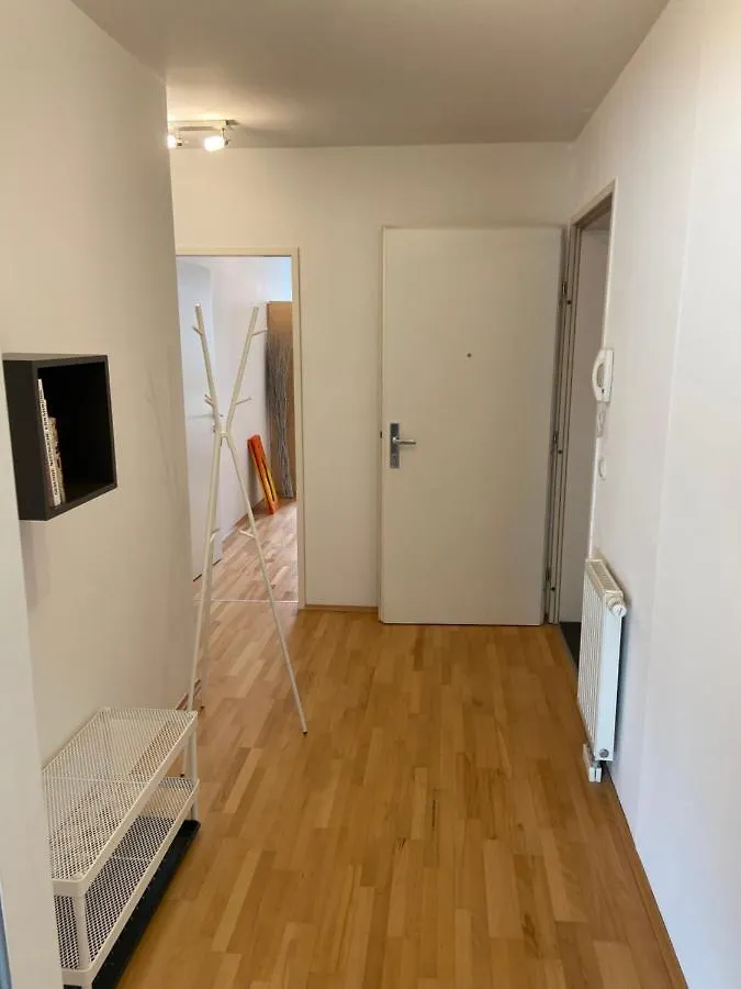Bright Apartment With A Free Parking Garage @ Wienerberg Wiedeń