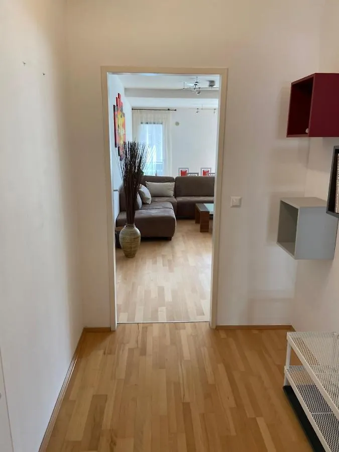 Bright Apartment With A Free Parking Garage @ Wienerberg 0*, Vienna