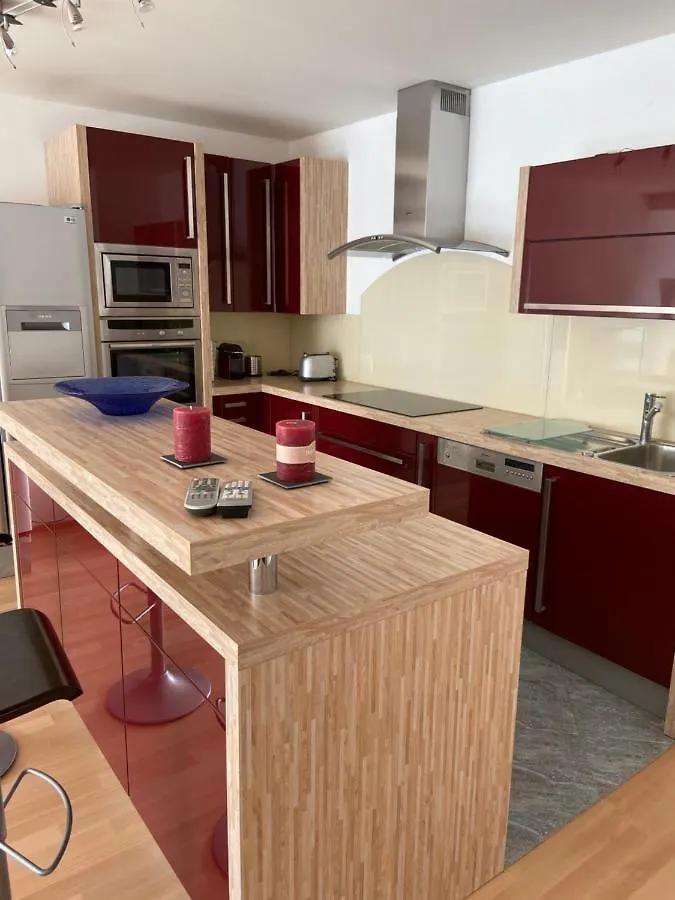 Bright Apartment With A Free Parking Garage @ Wienerberg 0*, Vienna Austria